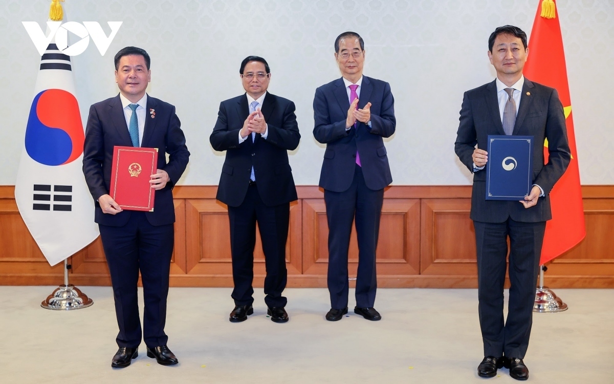 PM Pham Minh Chinh’s recent visit grabs Korean headlines